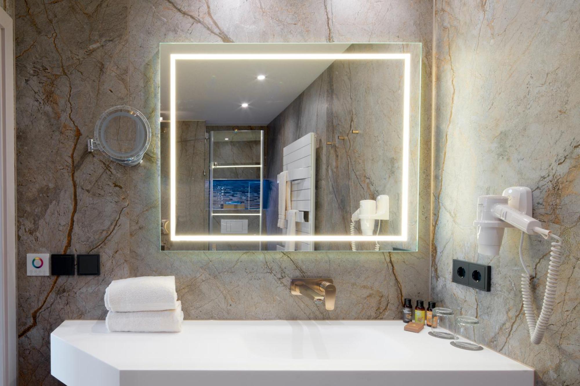 Bio-Seehotel Zeulenroda Ngoại thất bức ảnh